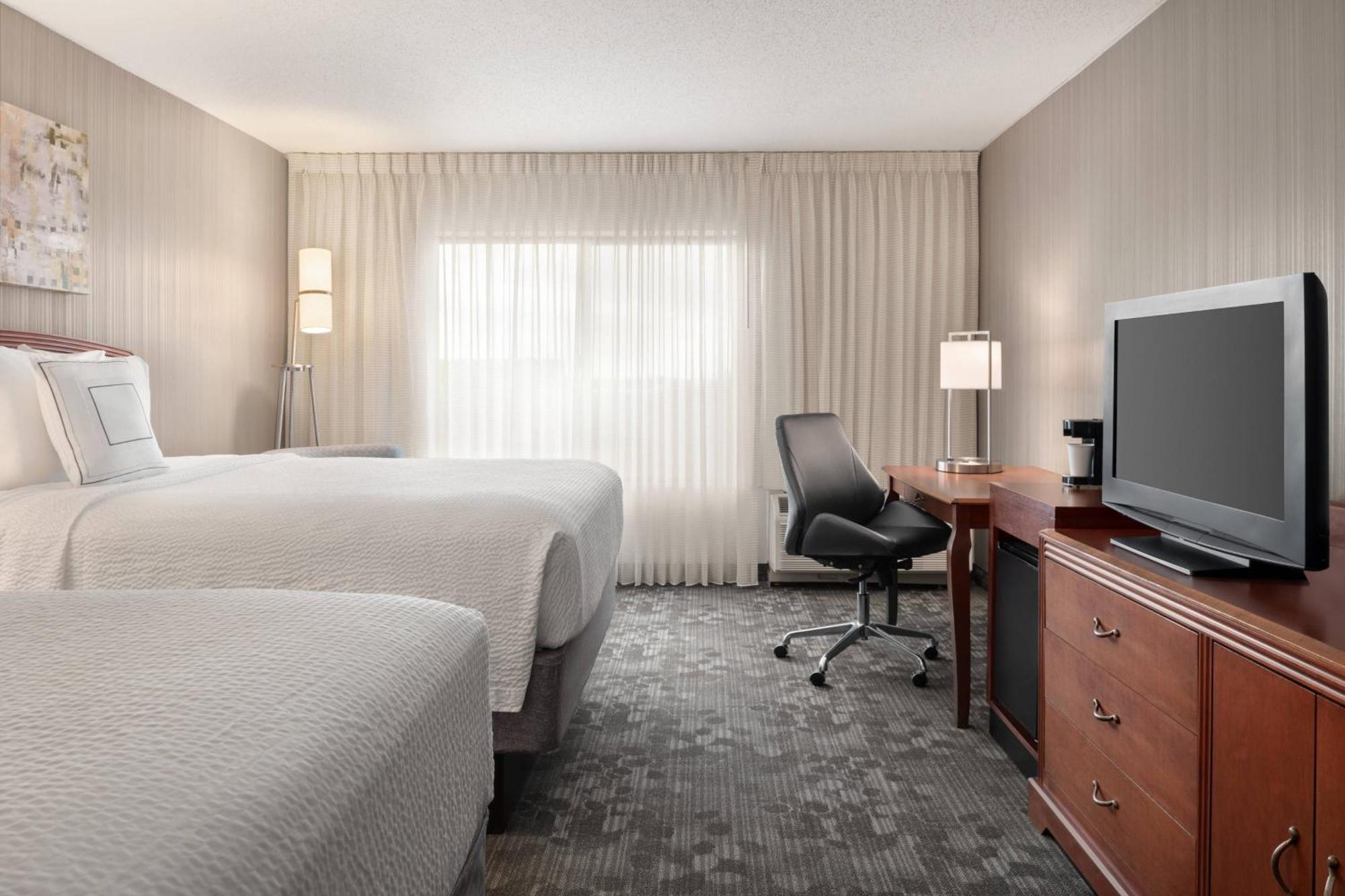 Courtyard Chicago Bloomingdale Otel Dış mekan fotoğraf