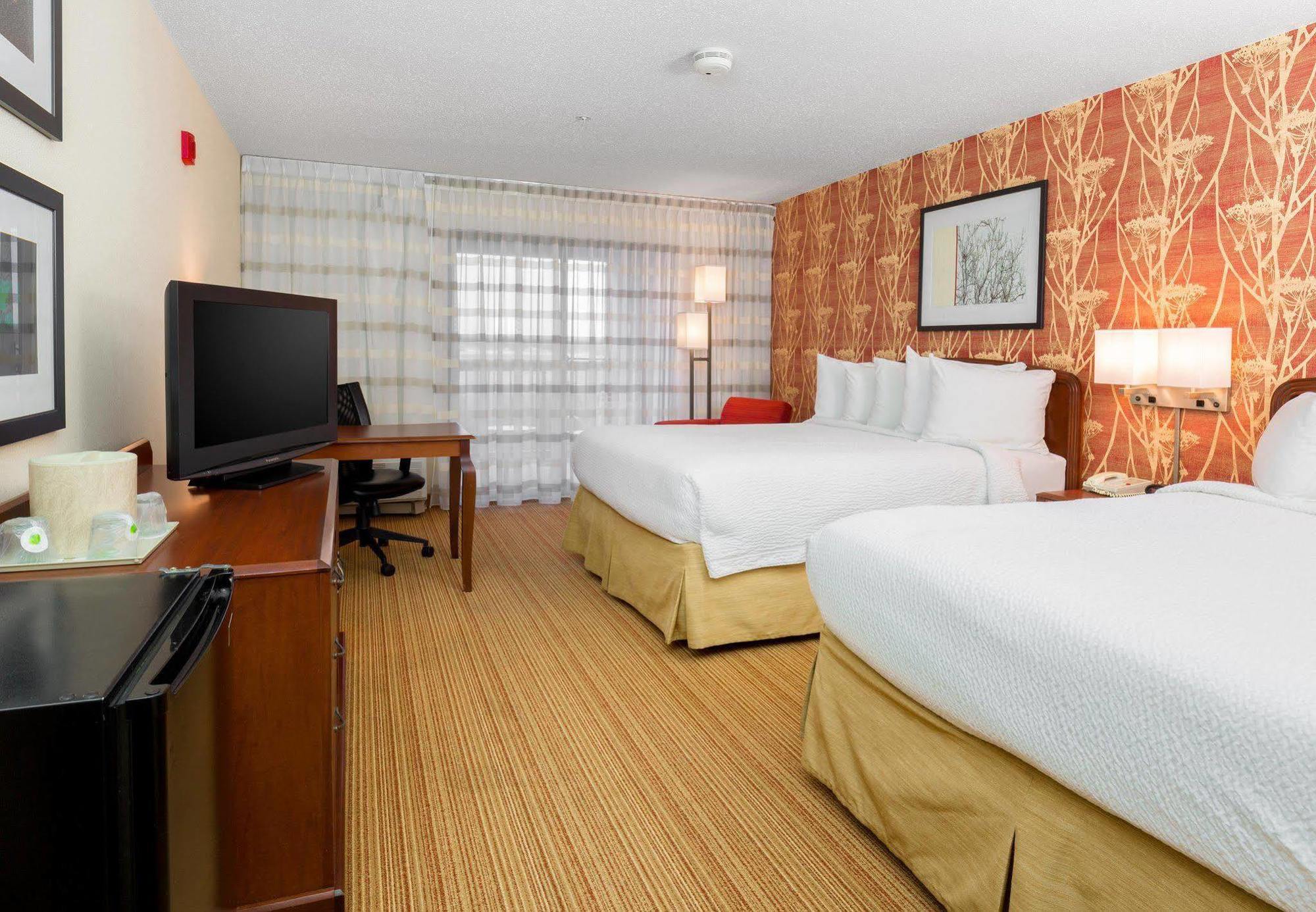 Courtyard Chicago Bloomingdale Otel Dış mekan fotoğraf