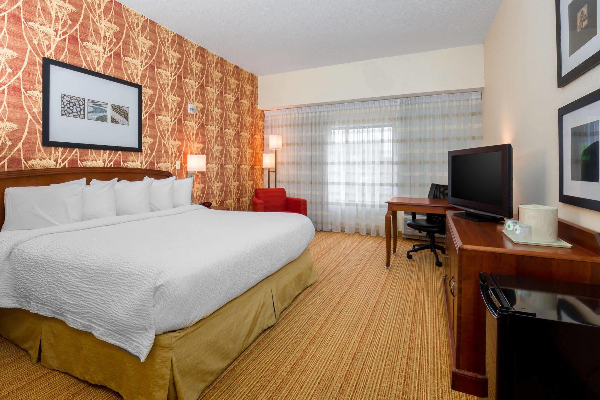 Courtyard Chicago Bloomingdale Otel Dış mekan fotoğraf